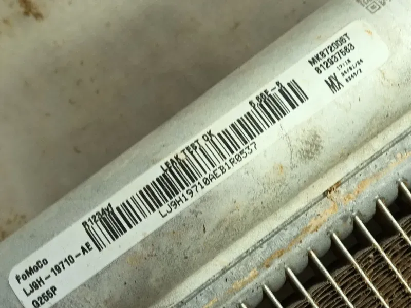 CONDENSADOR / RADIADOR AIRE ACONDICIONADO 2772684 LJ9H19710AE