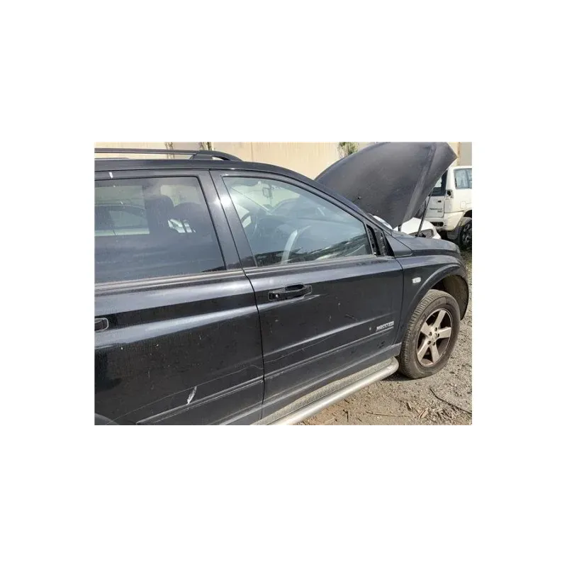 copia de PUERTA DELANTERO DERECHA 6200408D50 6281009001 SSANGYONG KYRON 2.0 200 XDI