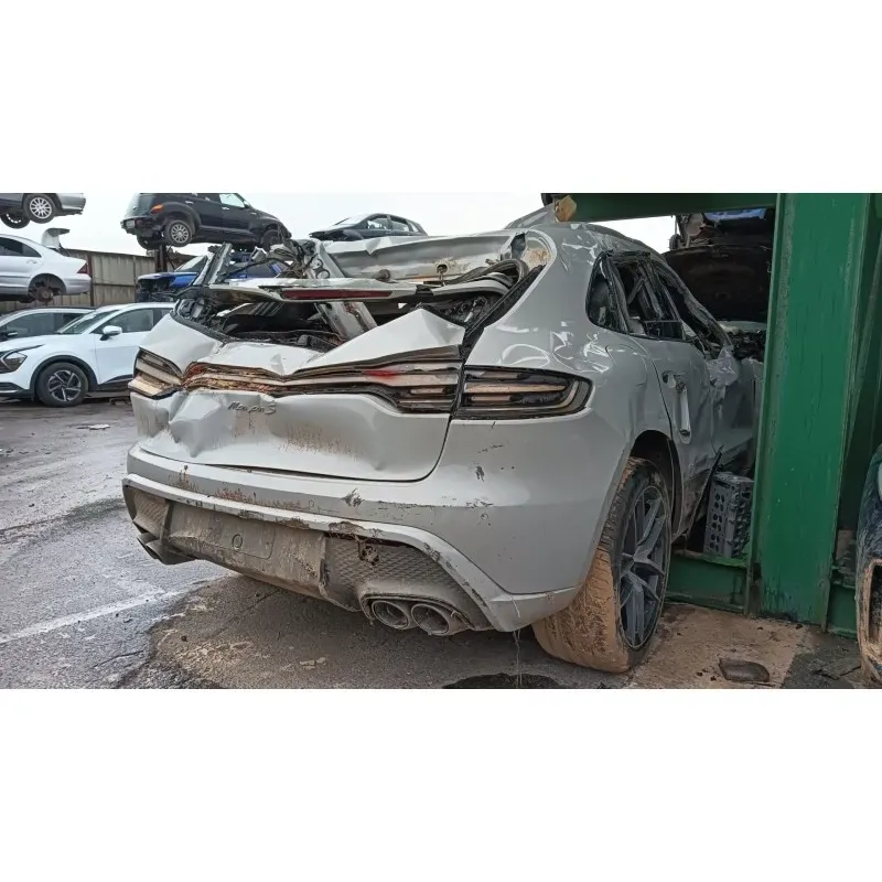 PORSCHE MACAN (95B)